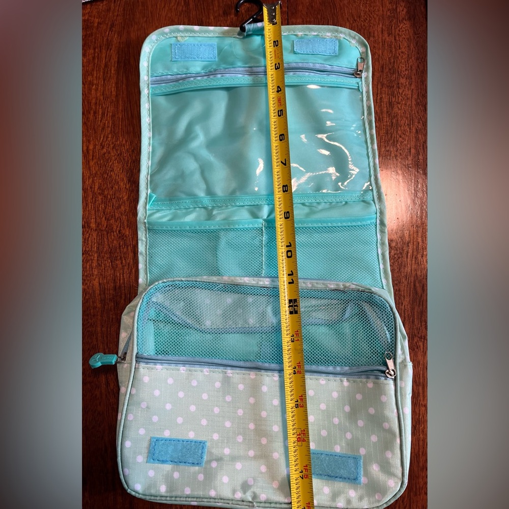 NWOT Travel Toiletry Bag (MBCS Box 2)